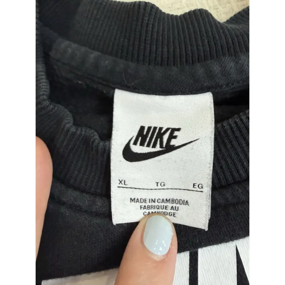 Nike Men’s XL Club Fleece Crewneck Sweatshirt Black White Swoosh Logo